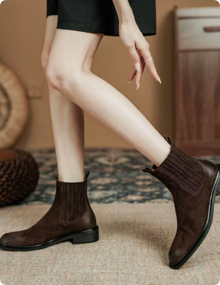 Women's Genuine Leather Retro British Style Chelsea Boots